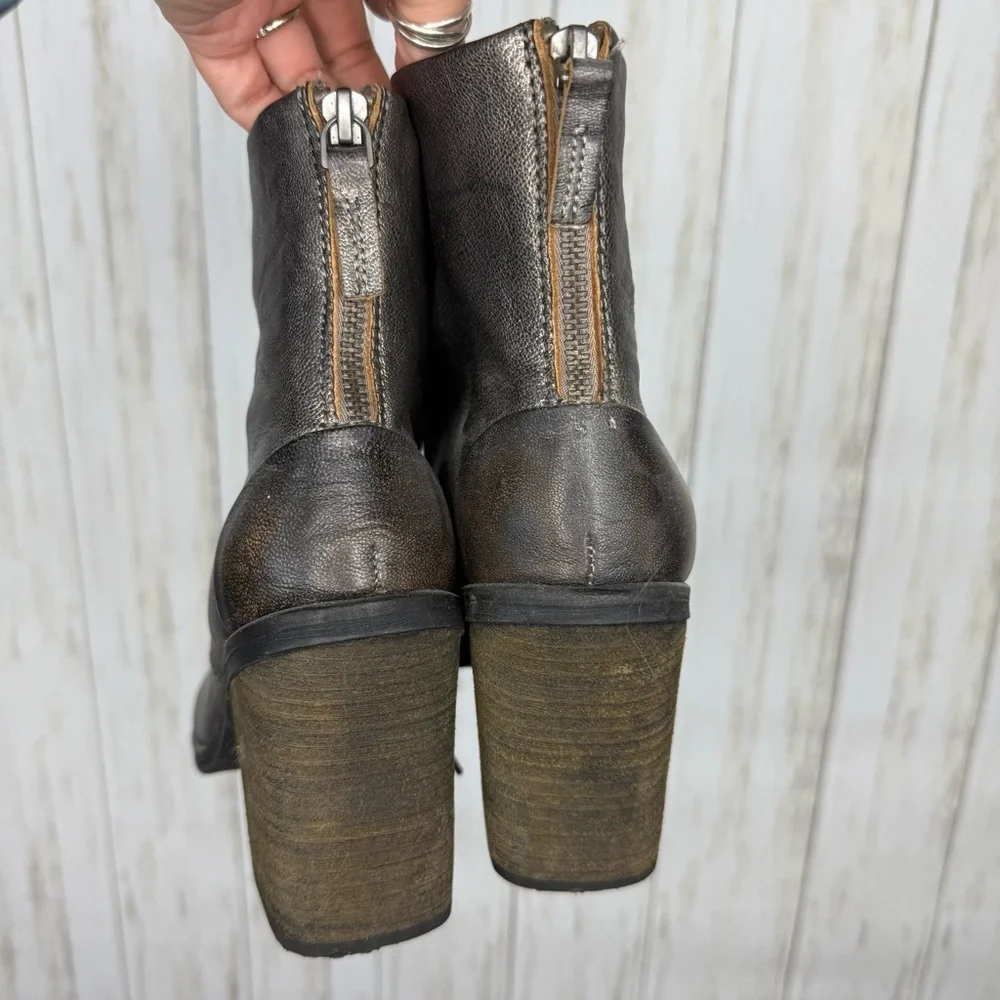 Bacio 61 Metallic Gray Boots - Picture 4 of 7